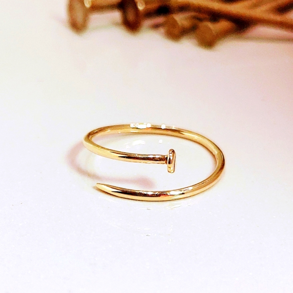 10k Solid Nail Head Ring - image 2